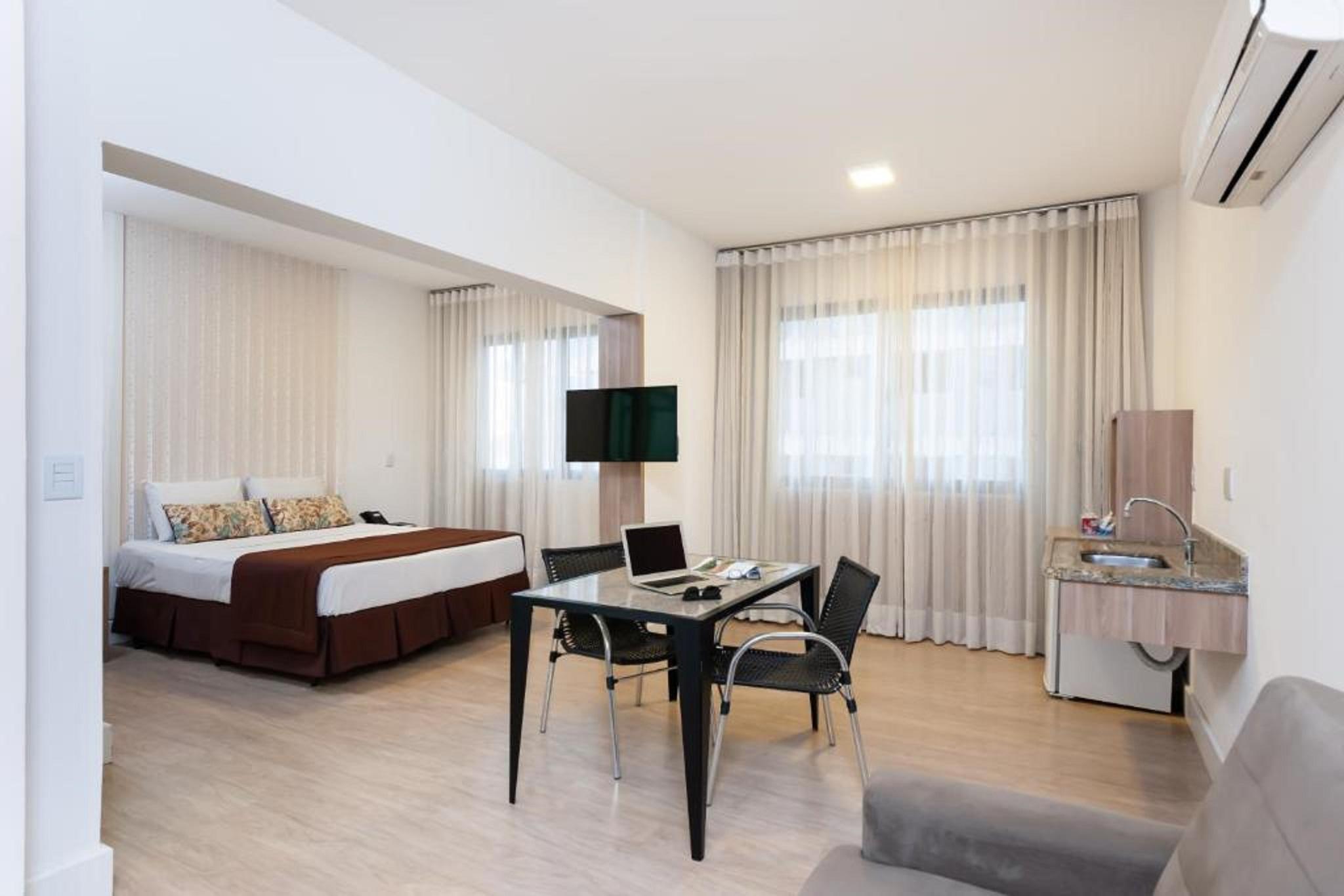 Hotel Slaviero La Vitória